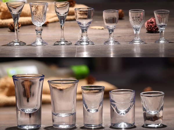 Tips for Cleaning and Maintaining Glass Wine Bottles