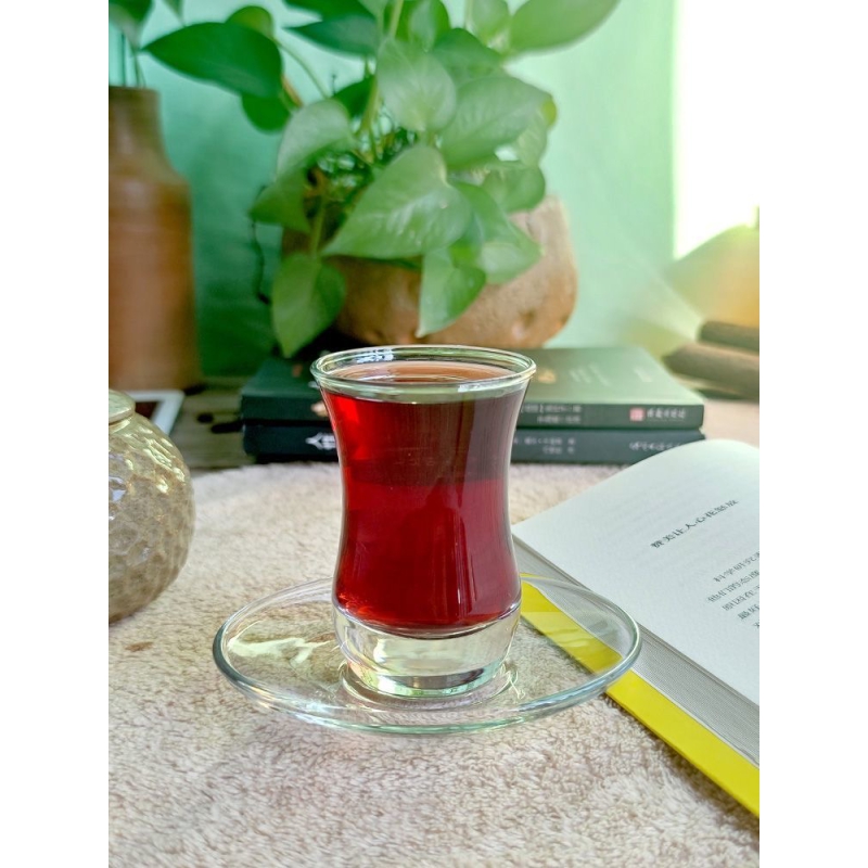 Classical Hand Made Borosilicate Glass Home Goods With Saucer Black Tea Cup