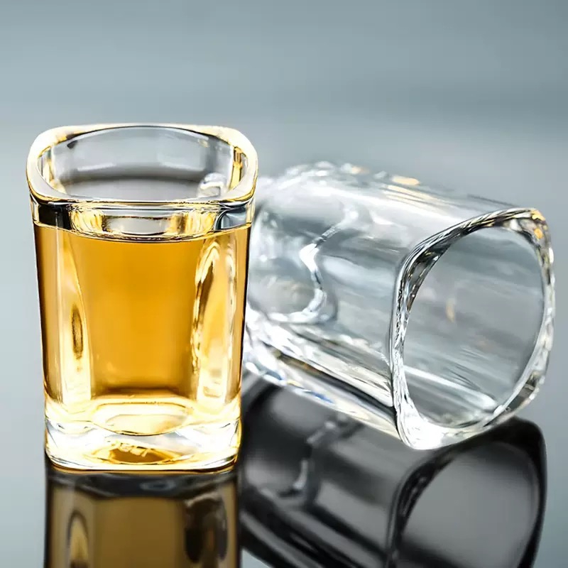 Glass Cup Classic Style Mini Square Shot Glass Crystal Material