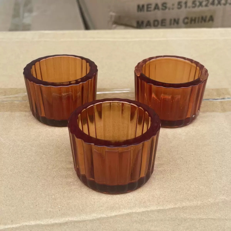 Hot Selling Factory Direct Vertical Glass Candle Holder Thick Wall Empty Clear Glass Candle Jar