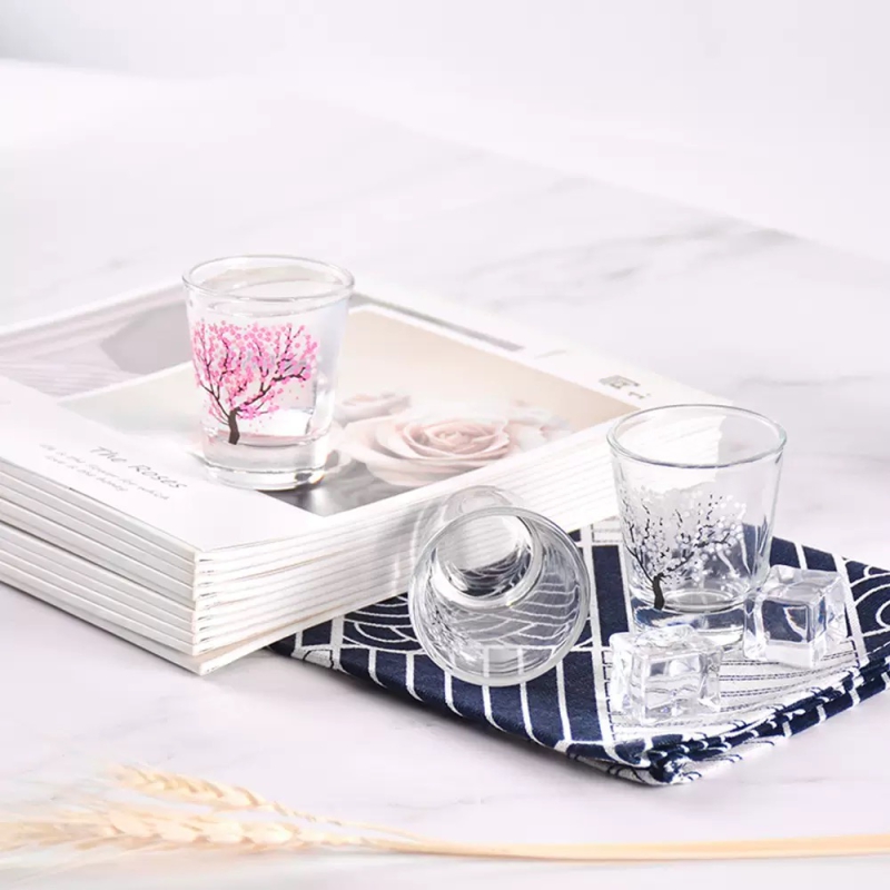 Customized Color Changing Reusable Glass Cold Drink Cup 