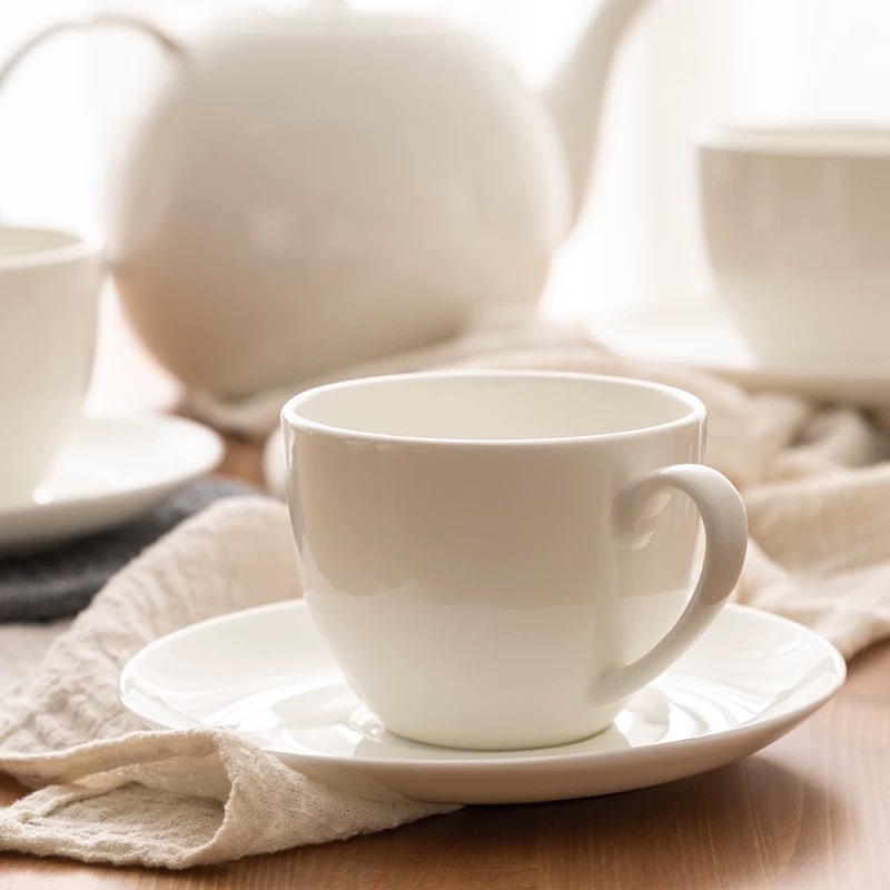 Good Quality Light Weight White Restaurant Crockery Coffee Cup  Factory Direct Coup Shape Cup